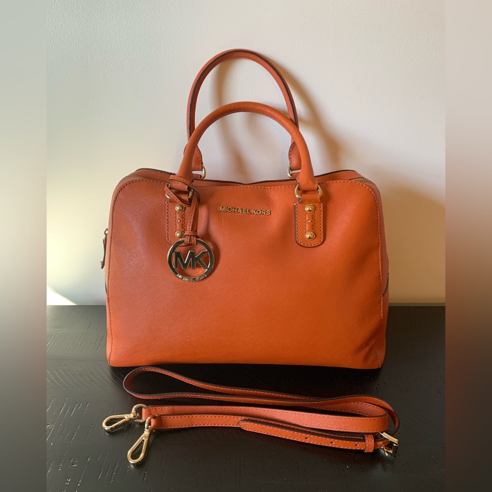MICHAEL KORS 2 Way Crossbody Purse and Handbag